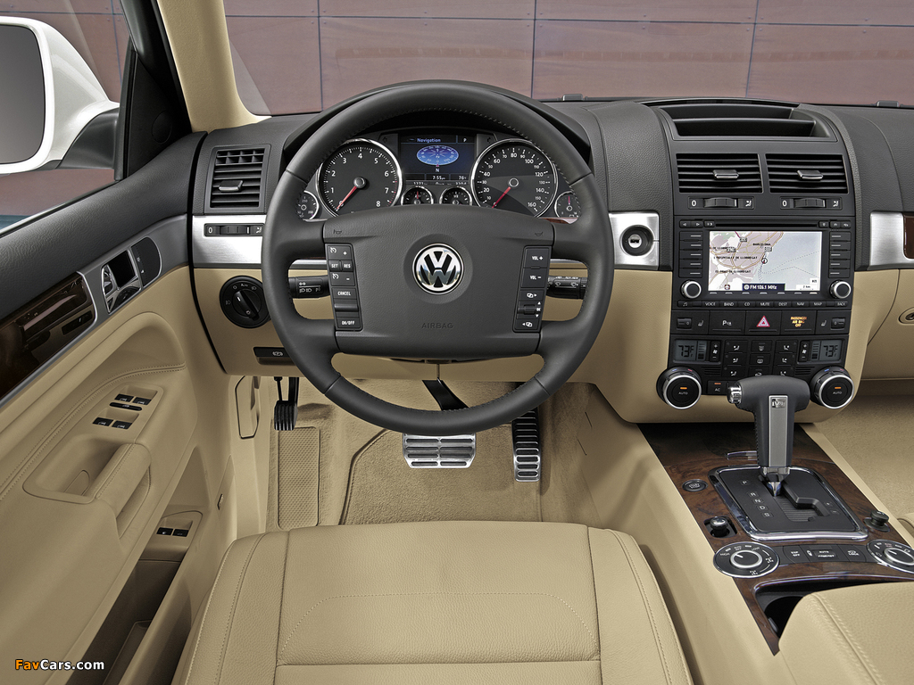 Volkswagen Touareg V8 US-spec 2007–09 wallpapers (1024 x 768)