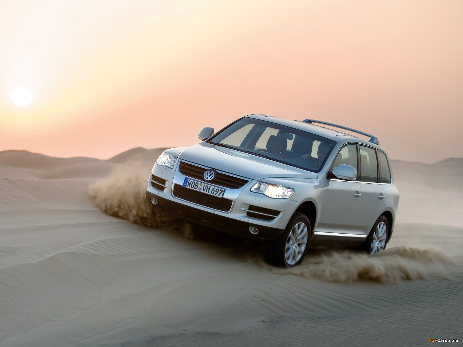 Volkswagen Touareg V6 TDI 2007–10 wallpapers (1600 x 1200)