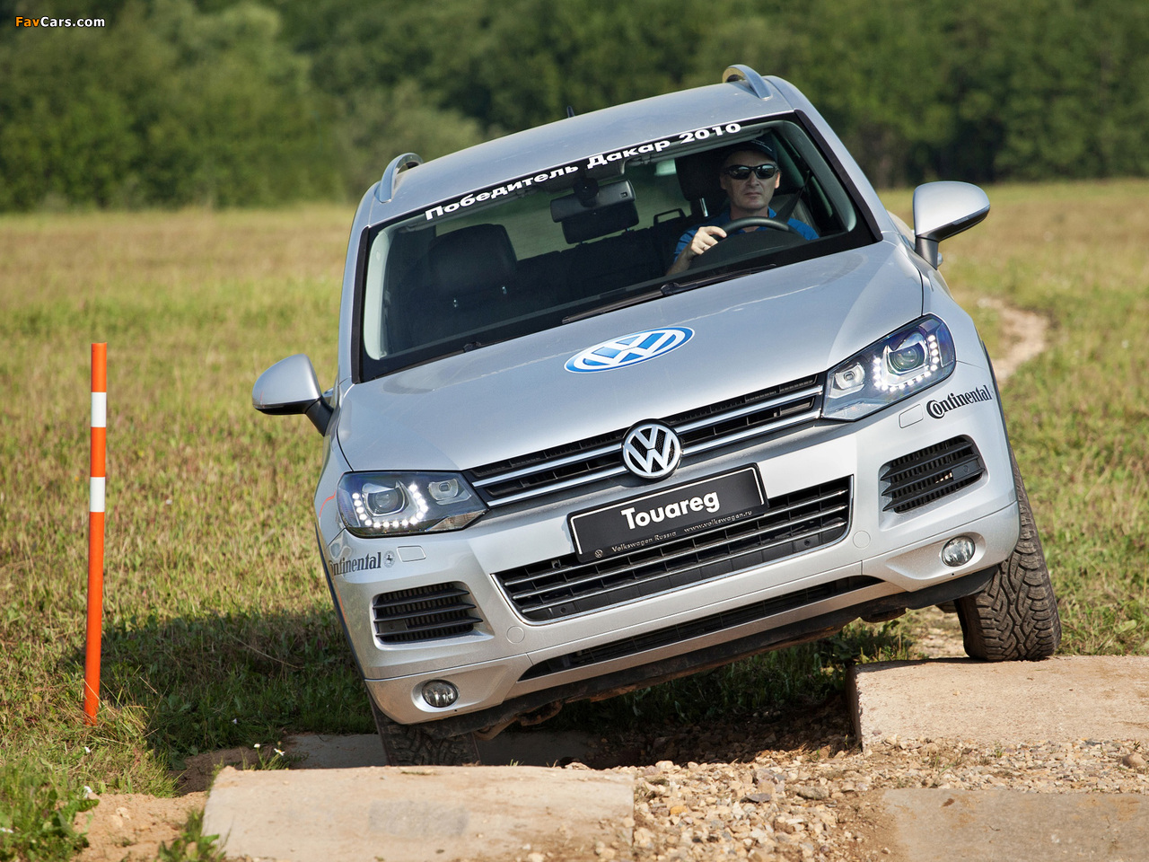 Volkswagen Touareg V6 TDI Terrain Tech Paket 2010 images (1280 x 960)