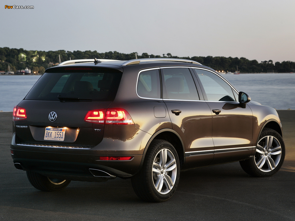 Volkswagen Touareg V6 TDI US-spec 2010 images (1024 x 768)