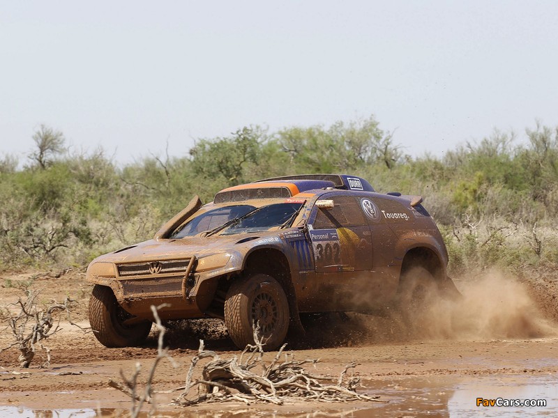 Volkswagen Race Touareg 3 2010 photos (800 x 600)