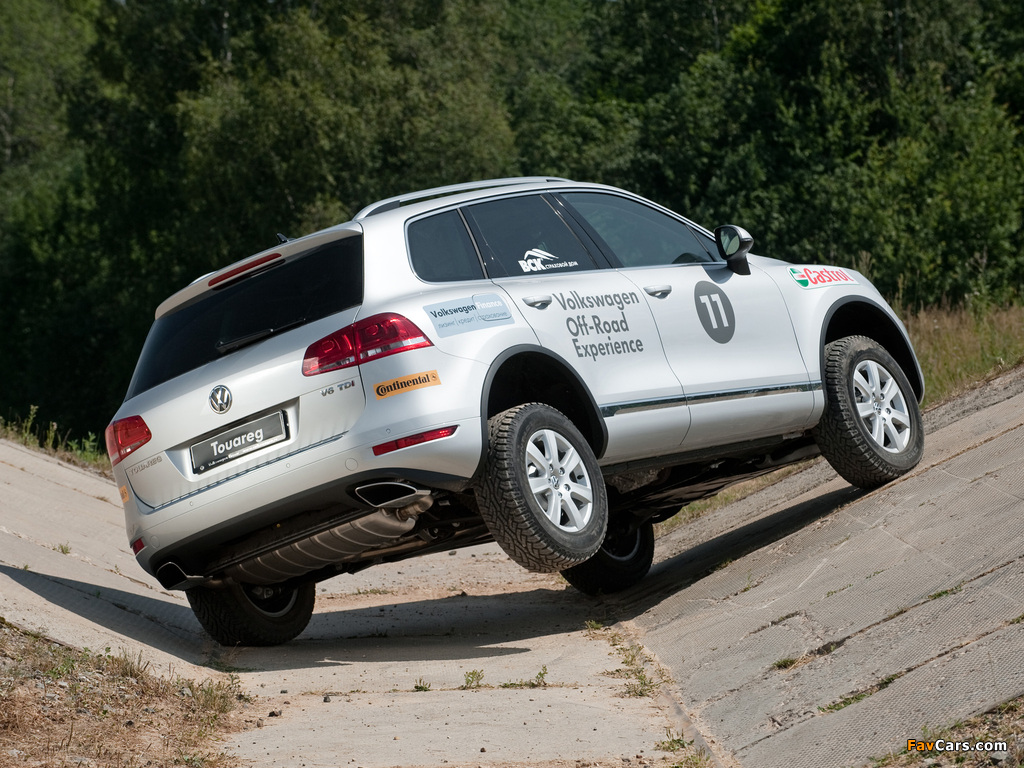 Volkswagen Touareg V6 TDI Terrain Tech Paket 2010 photos (1024 x 768)