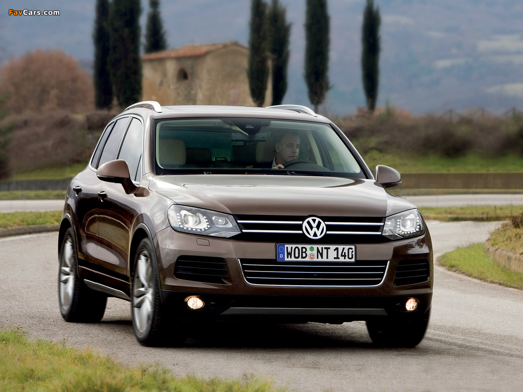 Volkswagen Touareg V8 TDI 2010 wallpapers (1024 x 768)