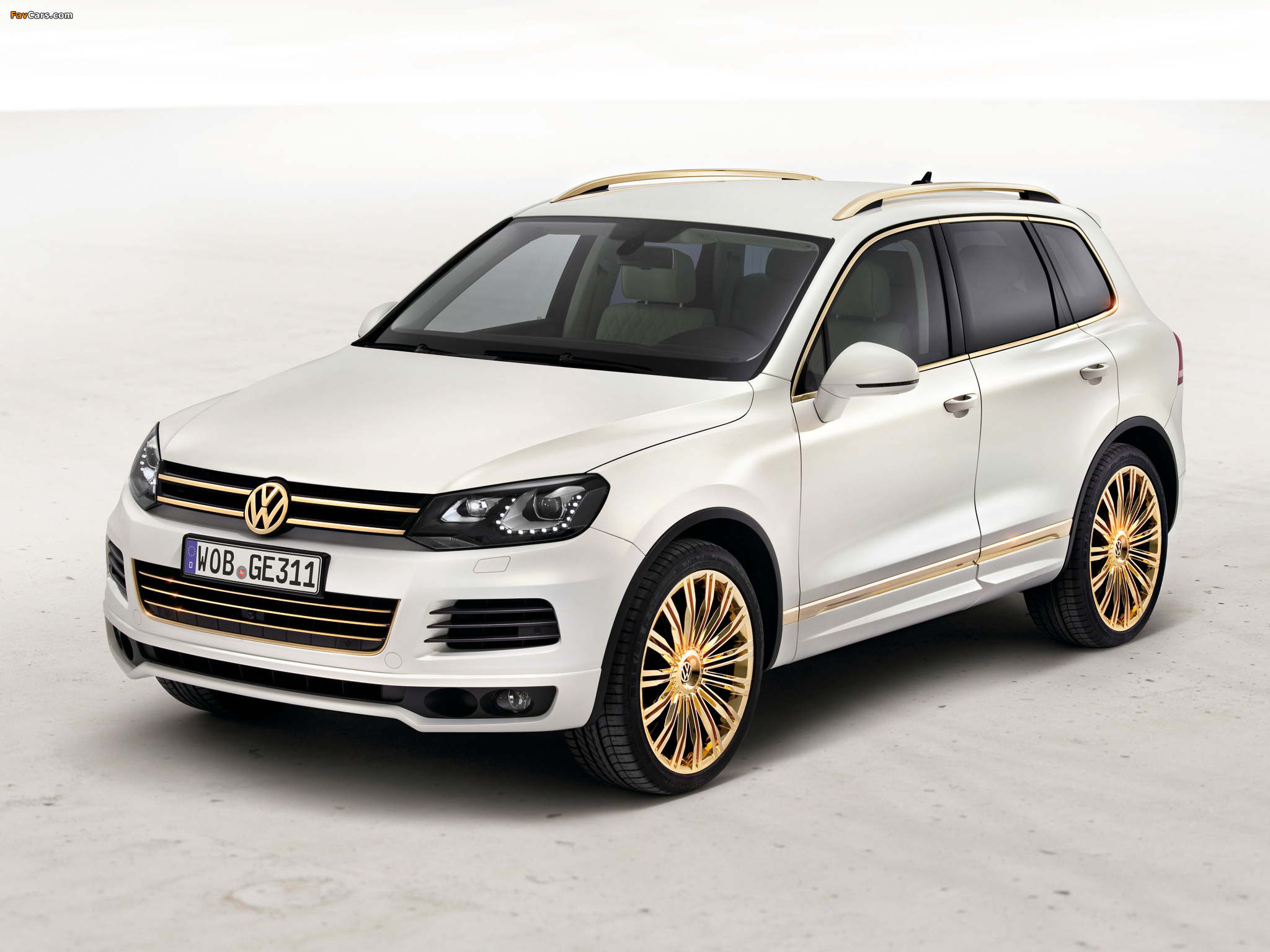 Volkswagen Touareg V8 TDI Gold Edition Concept 2011 wallpapers (2048 x 1536)