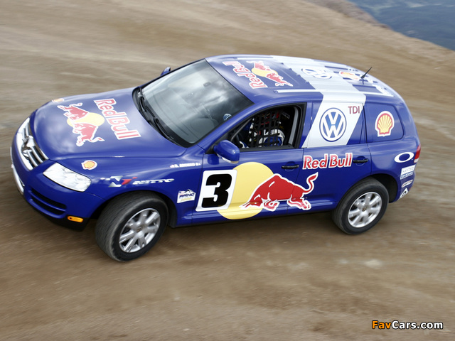 Volkswagen Touareg V10 TDI Pikes Peak 2006 wallpapers (640 x 480)