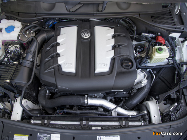 Volkswagen Touareg V6 TDI US-spec 2010 wallpapers (640 x 480)