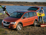 Images of Volkswagen CrossTouran 2007