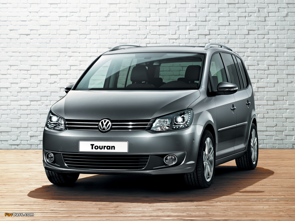 Images of Volkswagen Touran 2010 (1024 x 768)