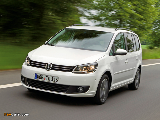 Images of Volkswagen Touran TDI BlueMotion 2010 (640 x 480)