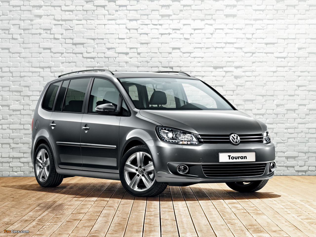 Photos of Volkswagen Touran 2010 (1280 x 960)