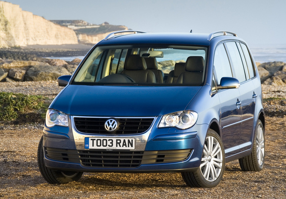 Pictures of Volkswagen Touran UK-spec 2006–10
