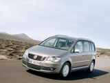 Pictures of Volkswagen Touran 2006–10