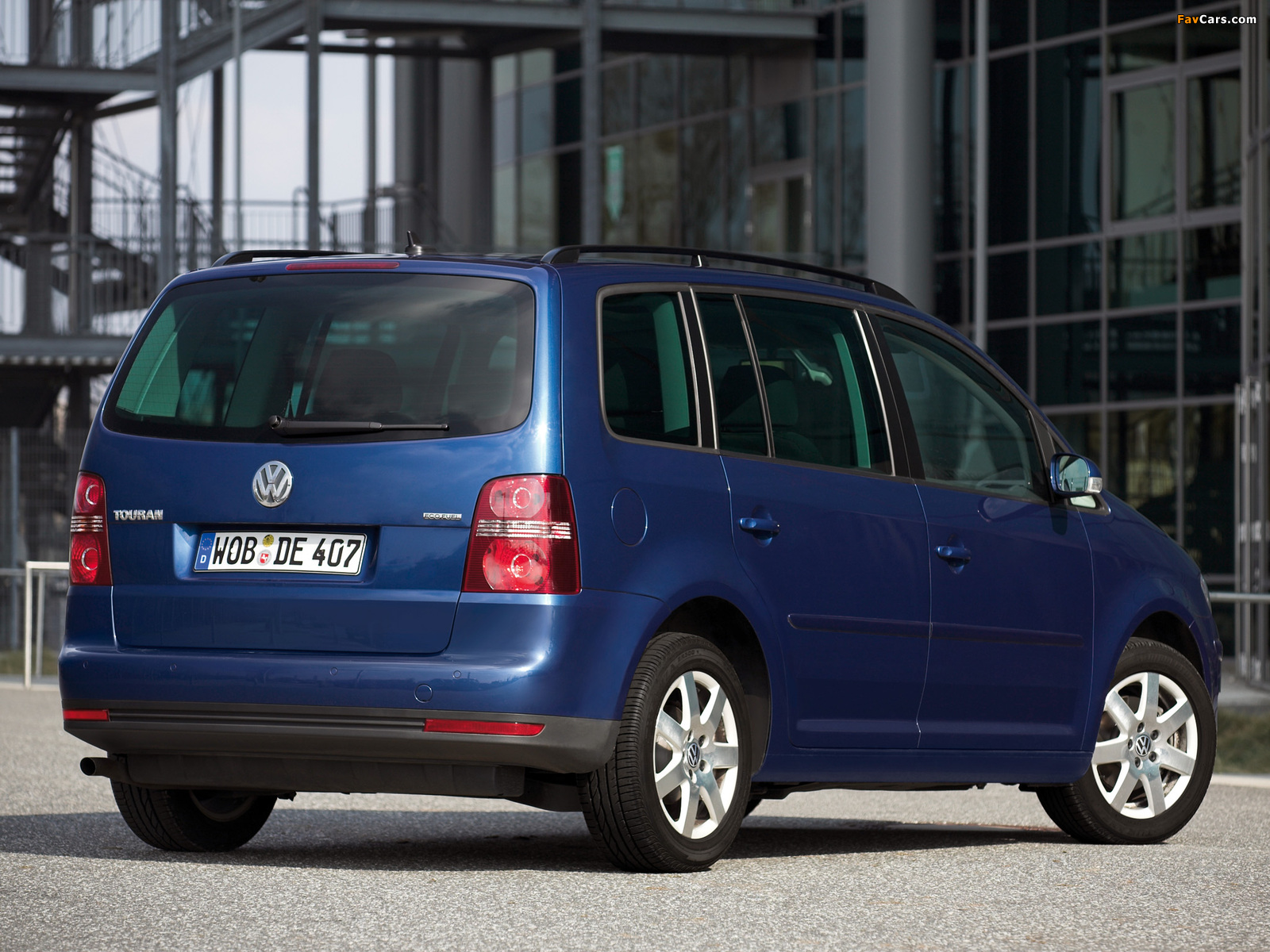 Pictures of Volkswagen Touran EcoFuel 2007–10 (1600 x 1200)