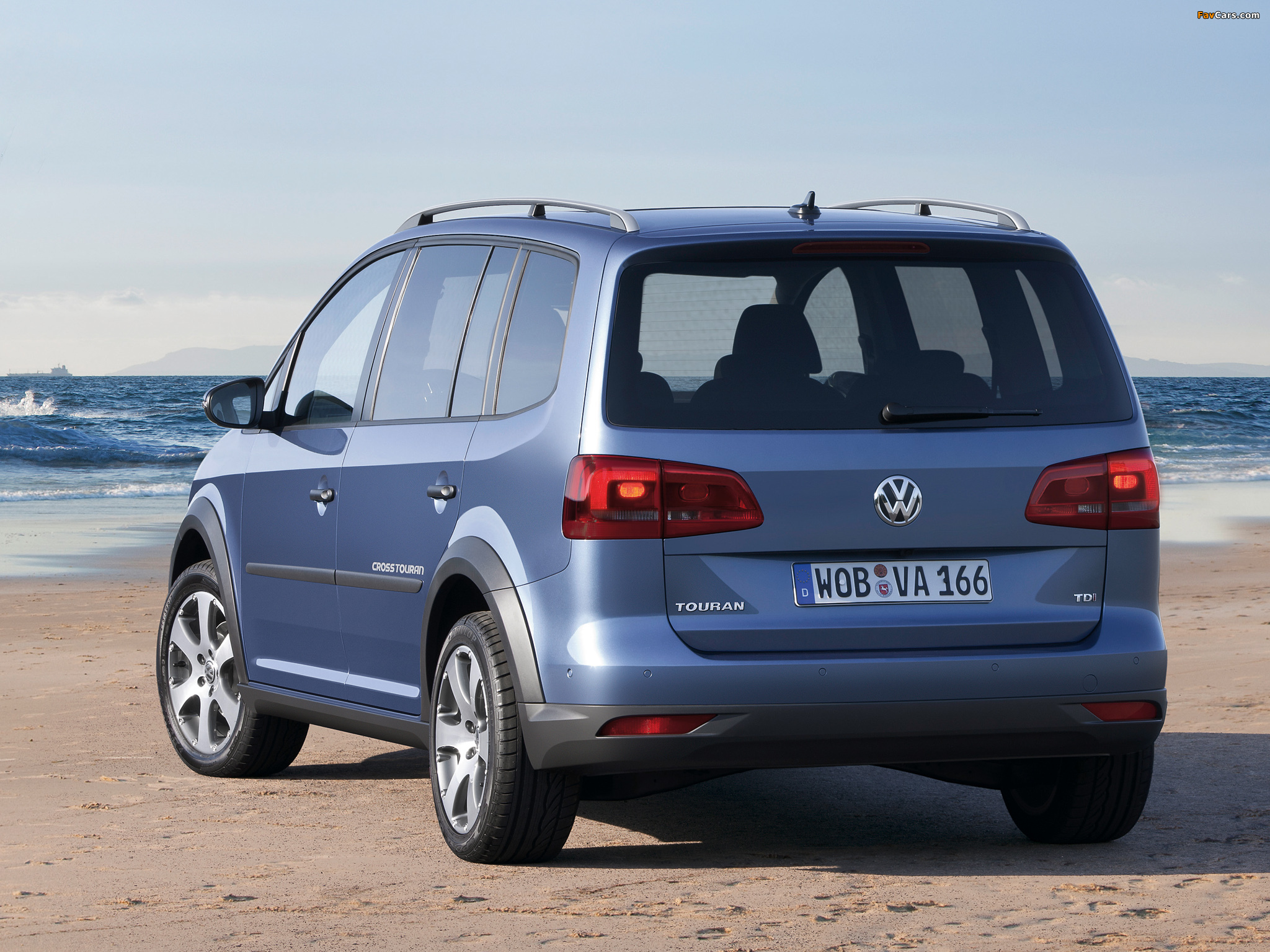 Pictures of Volkswagen CrossTouran 2010 (2048 x 1536)