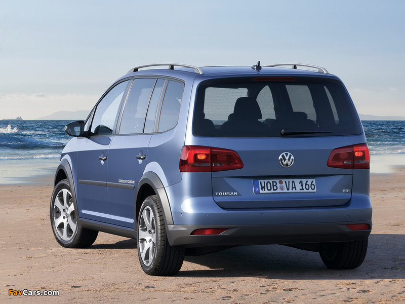 Pictures of Volkswagen CrossTouran 2010 (800 x 600)