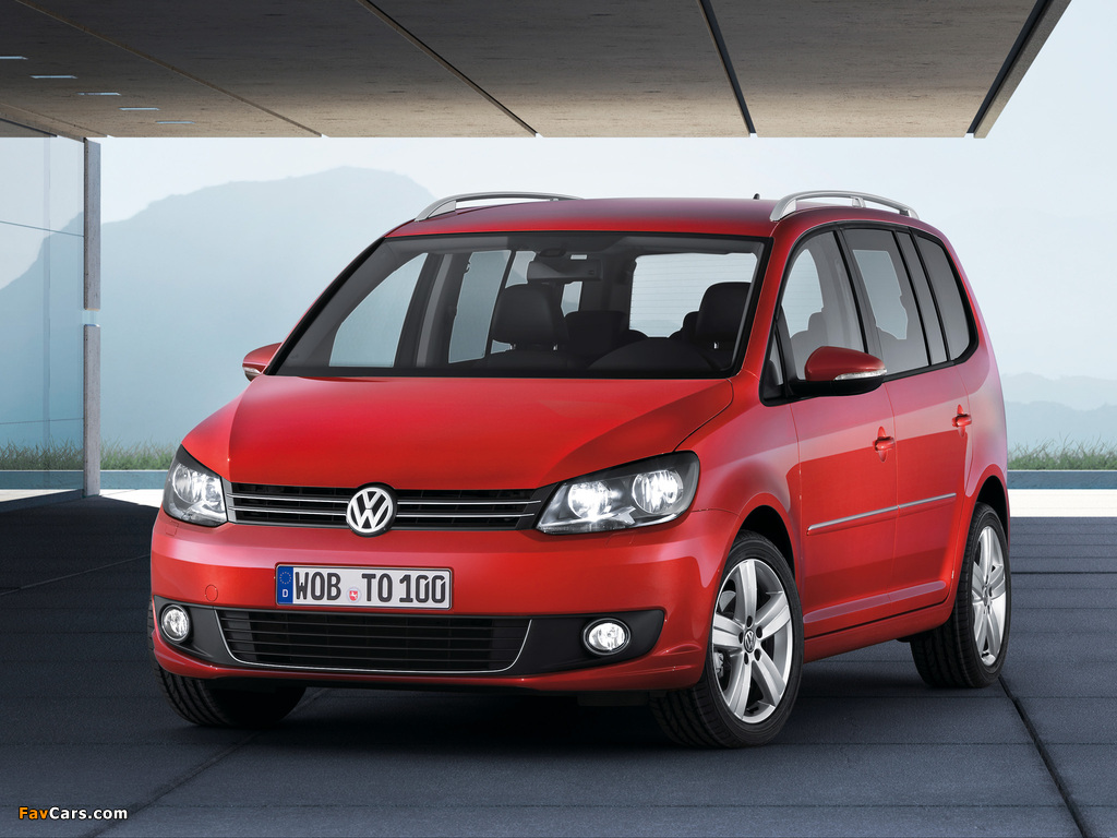 Pictures of Volkswagen Touran 2010 (1024 x 768)
