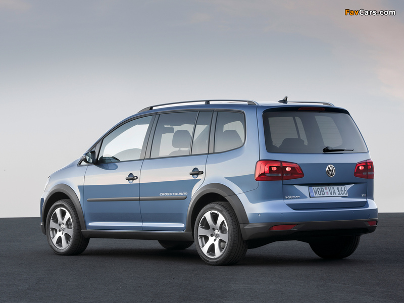 Pictures of Volkswagen CrossTouran 2010 (800 x 600)