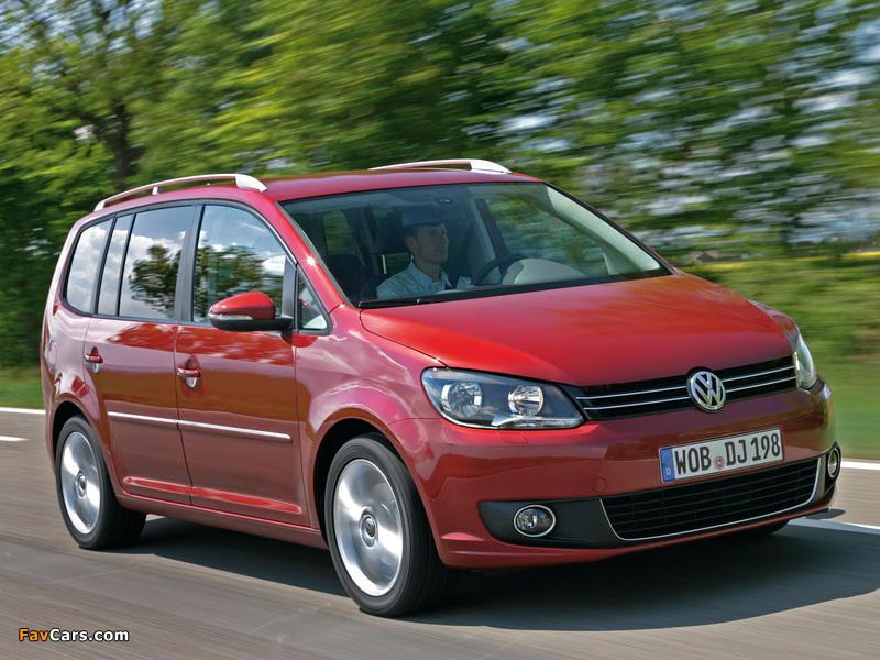 Pictures of Volkswagen Touran 2010 (800 x 600)
