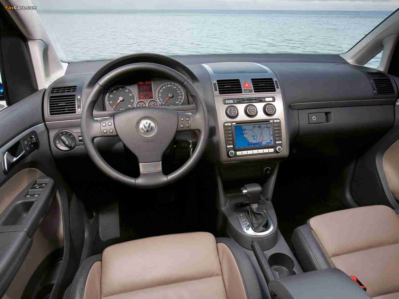 Volkswagen Touran 2006–10 pictures (1280 x 960)