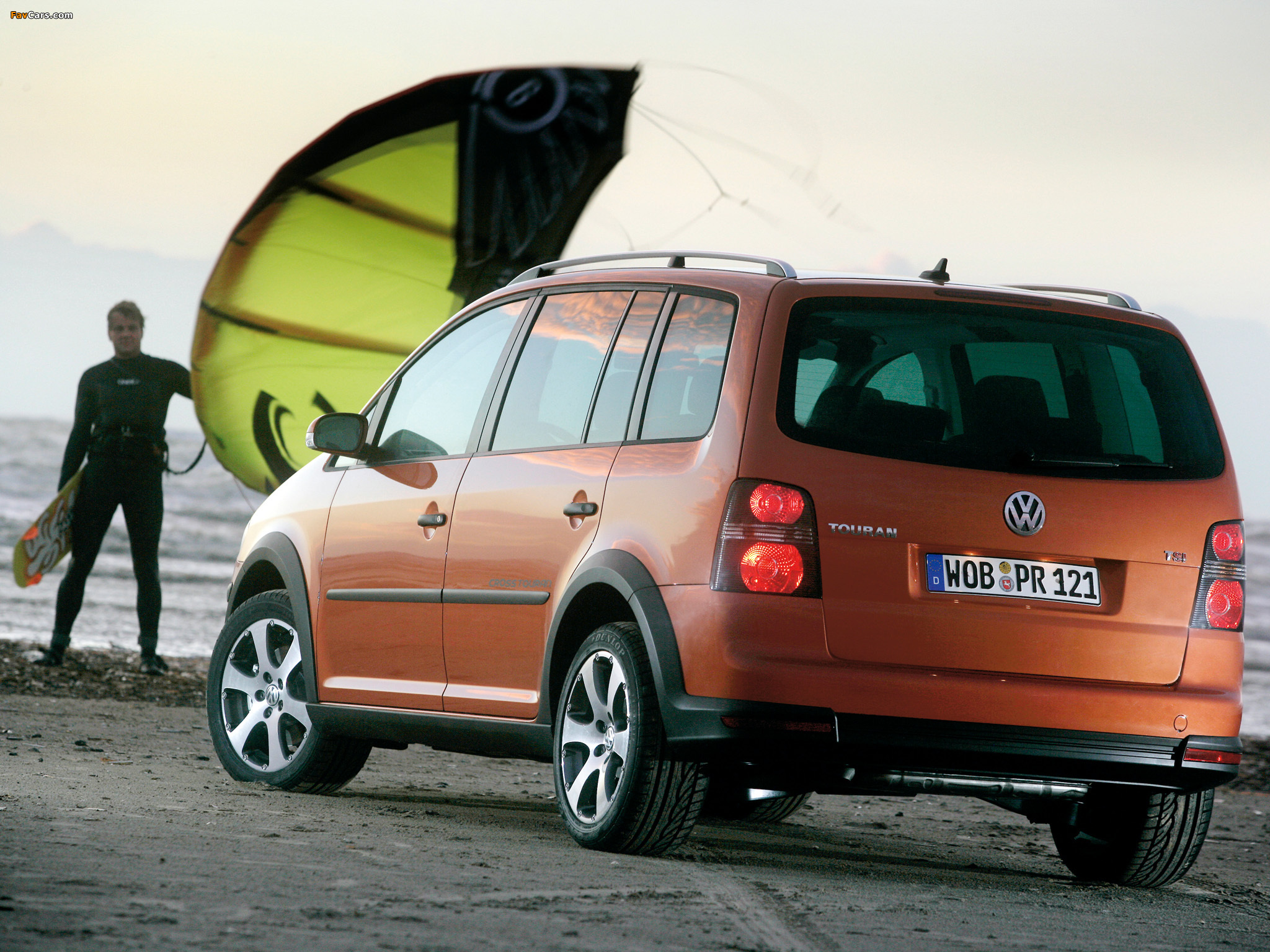 Volkswagen CrossTouran 2007 photos (2048 x 1536)