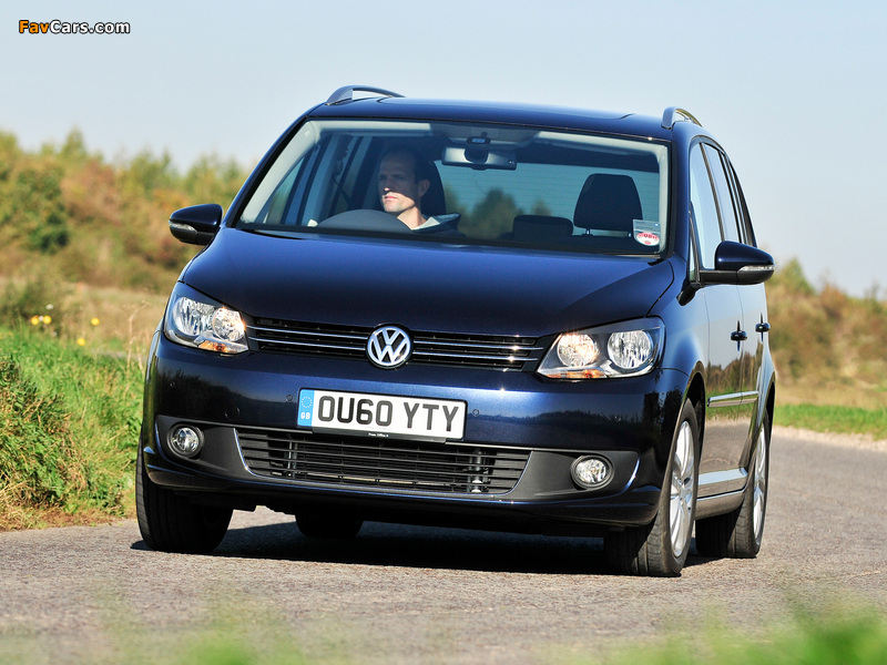 Volkswagen Touran UK-spec 2010 wallpapers (800 x 600)