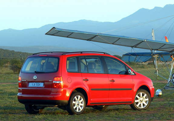 Volkswagen Touran ZA-spec 2003–06 wallpapers