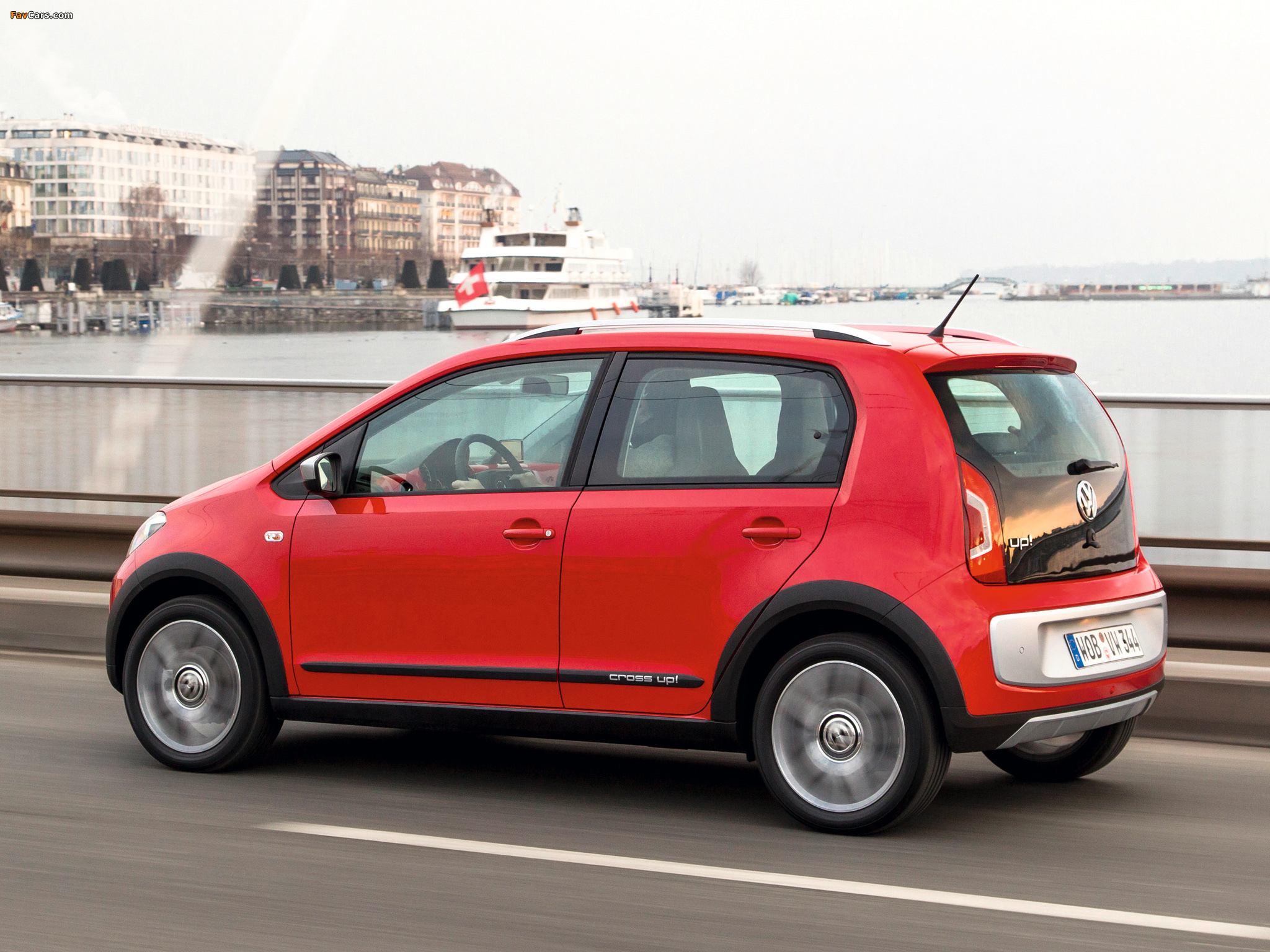 Photos of Volkswagen cross up! 2013 (2048 x 1536)