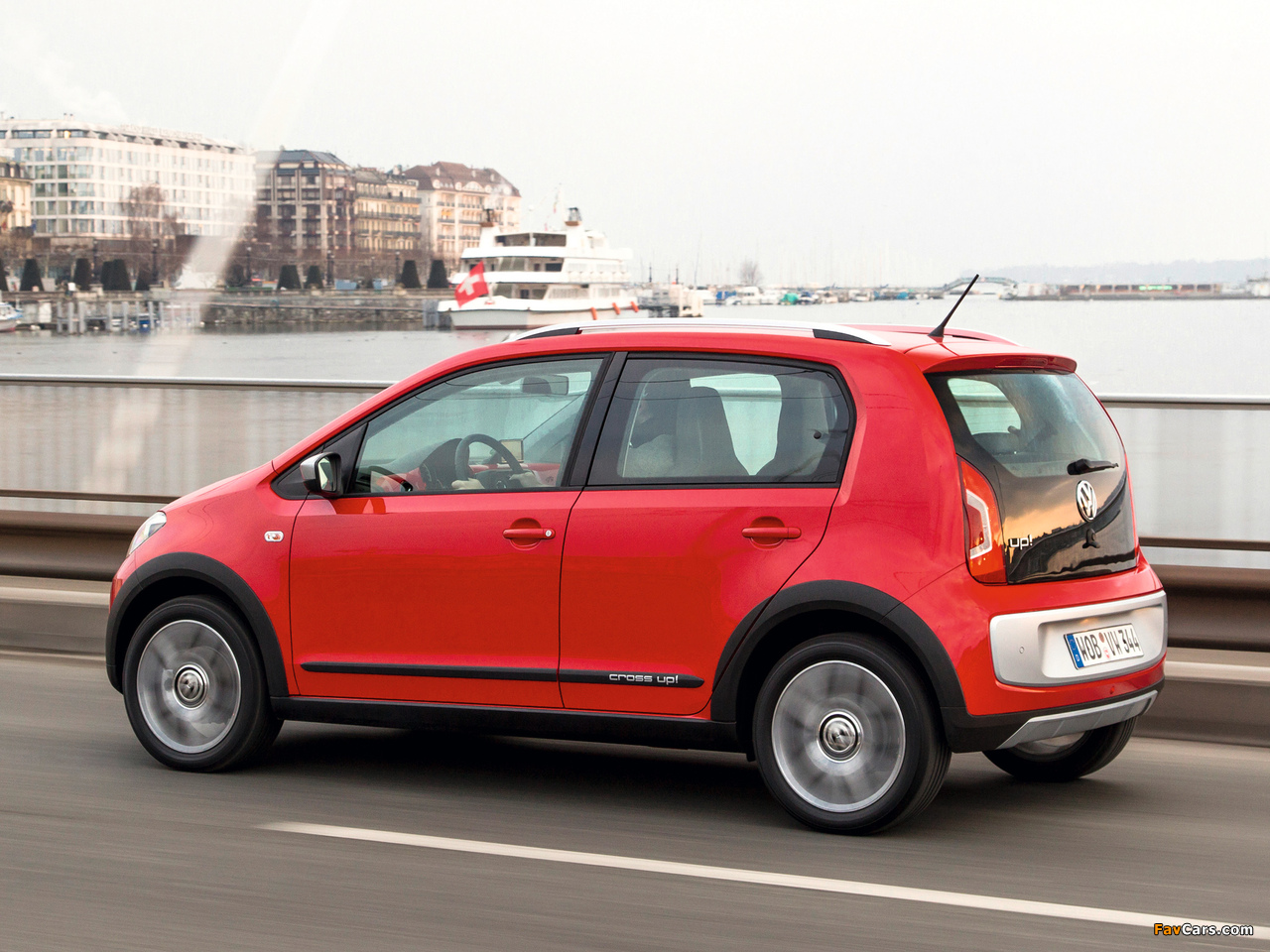 Photos of Volkswagen cross up! 2013 (1280 x 960)