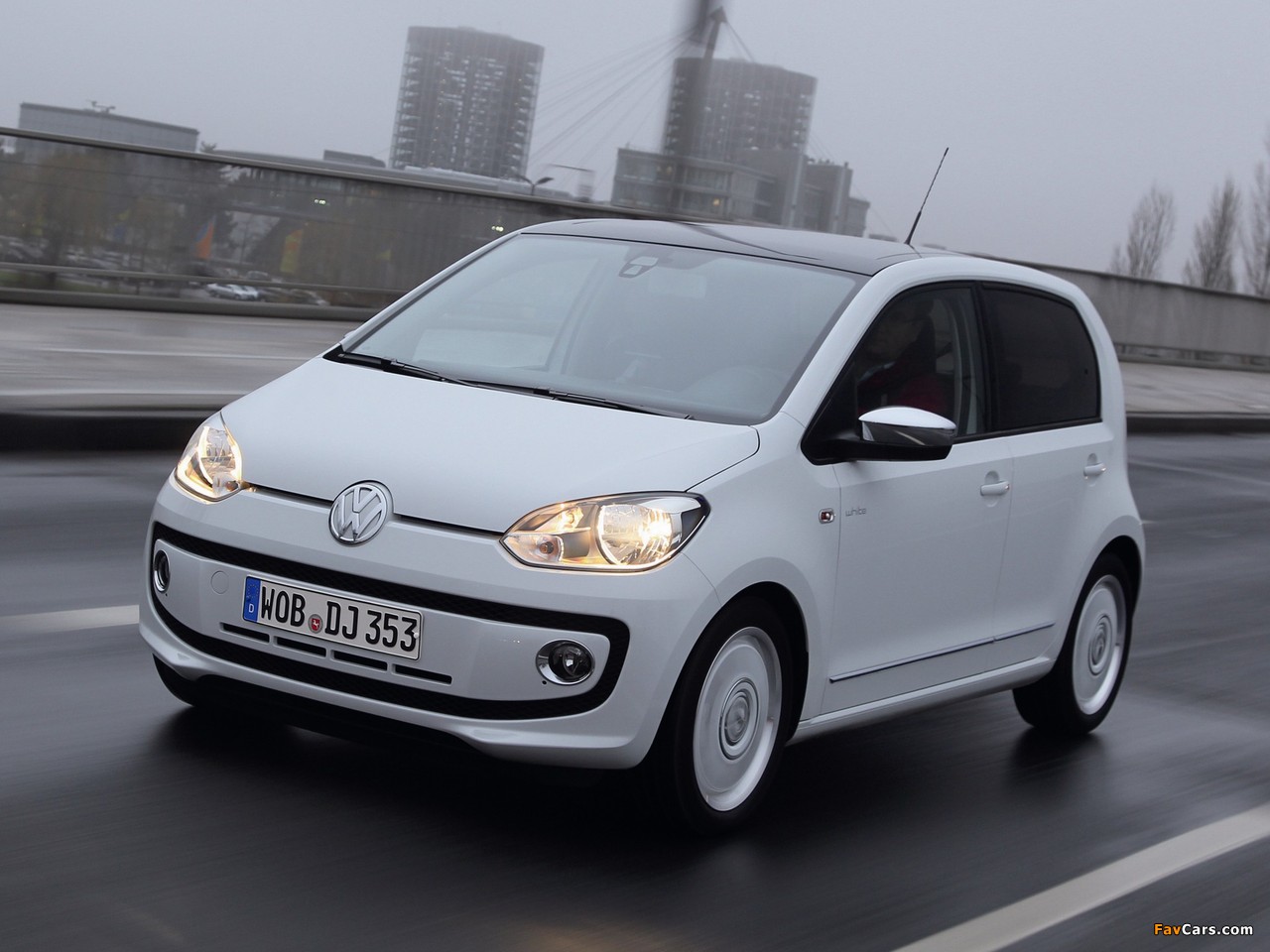 Pictures of Volkswagen up! White 5-door 2012 (1280 x 960)