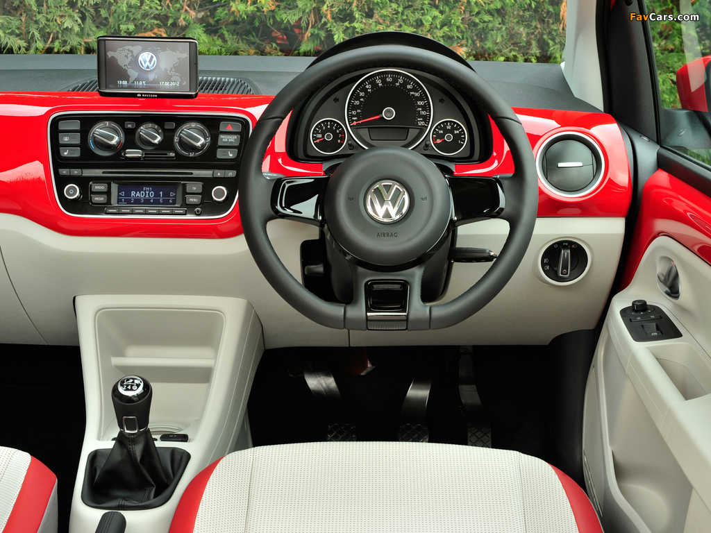 Volkswagen up! 3-door UK-spec 2011 images (1024 x 768)