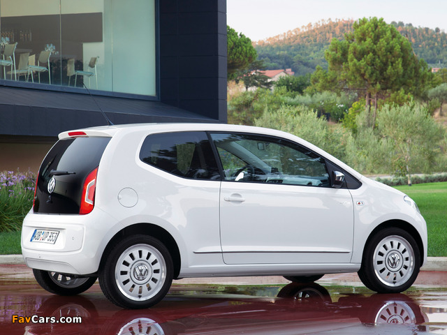 Volkswagen up! White 3-door 2011 wallpapers (640 x 480)