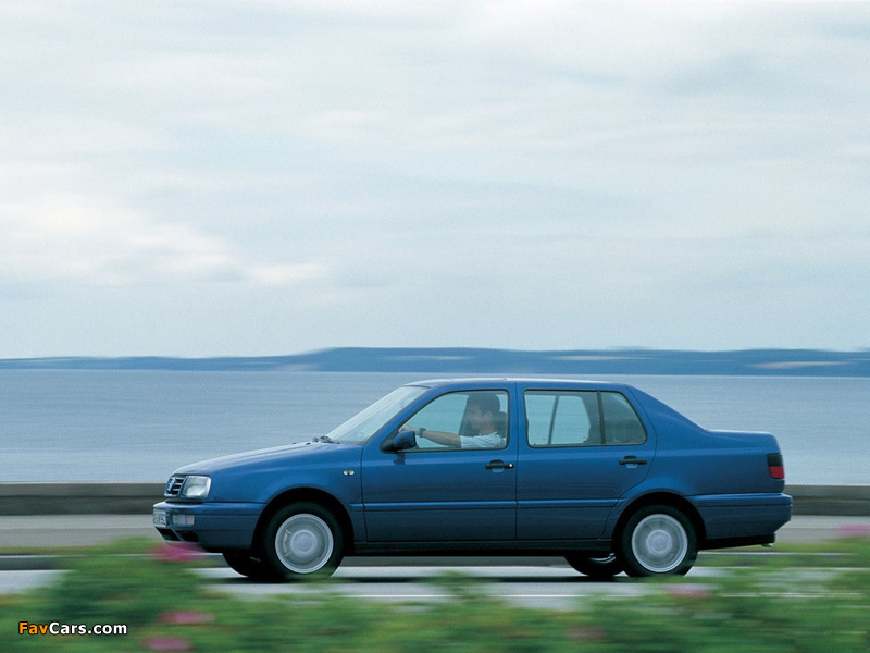 Pictures of Volkswagen Vento 1991–98 (800 x 600)
