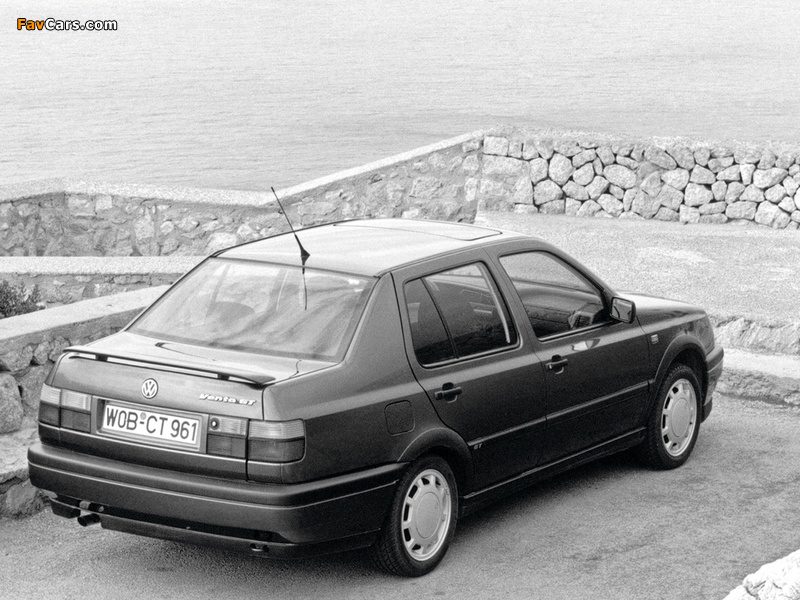 Volkswagen Vento GT 1991–98 pictures (800 x 600)