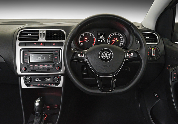 Volkswagen Vento 2016 photos