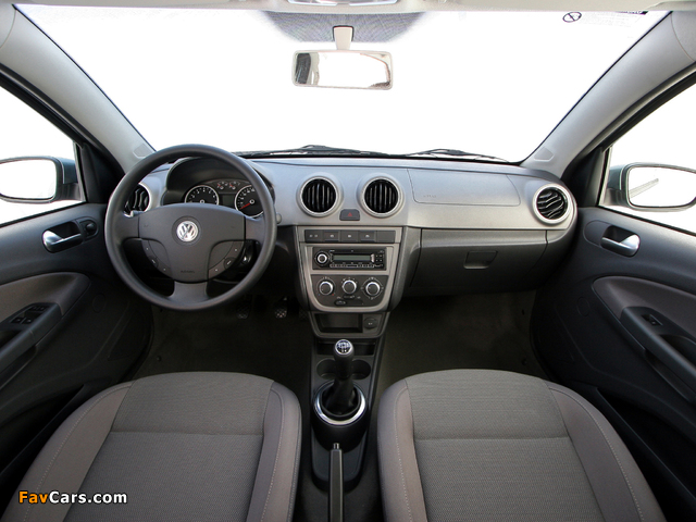 Pictures of Volkswagen Voyage 2008 (640 x 480)