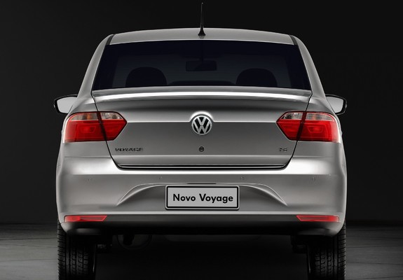 Volkswagen Voyage 2012 images