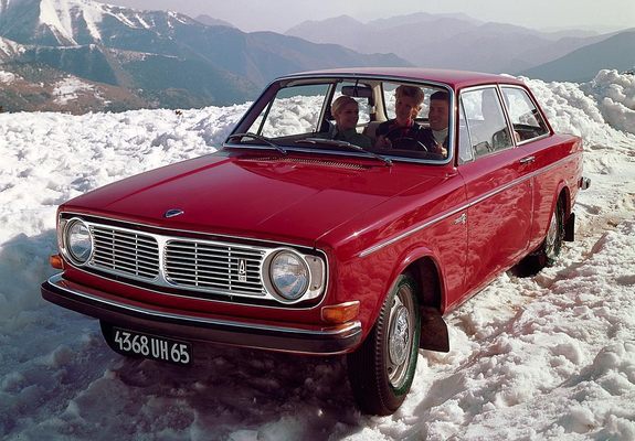 Pictures of Volvo 142 1968–72
