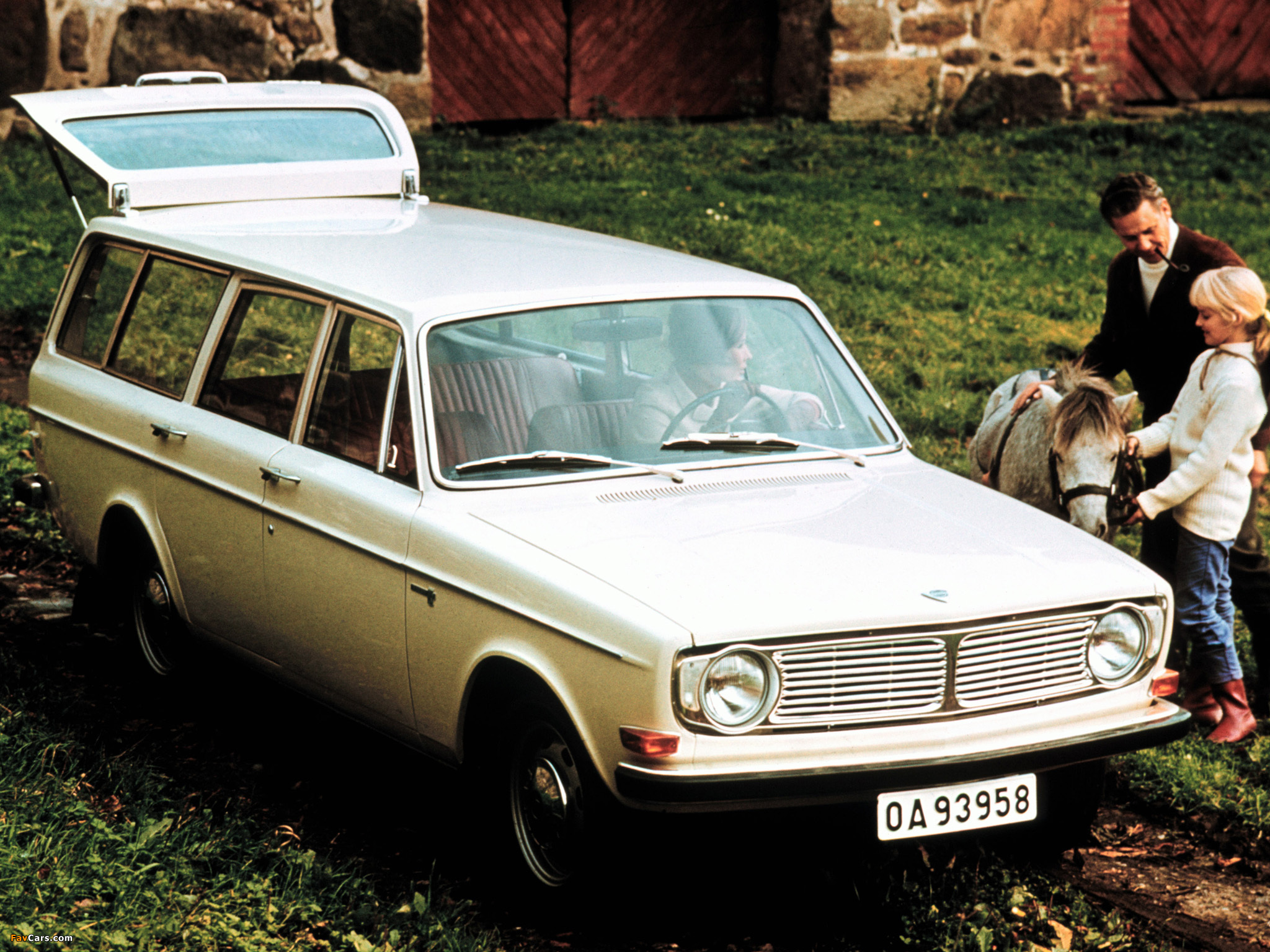 Volvo 145 1968–71 images (2048 x 1536)