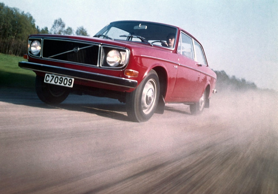 Volvo 142 1968–72 photos