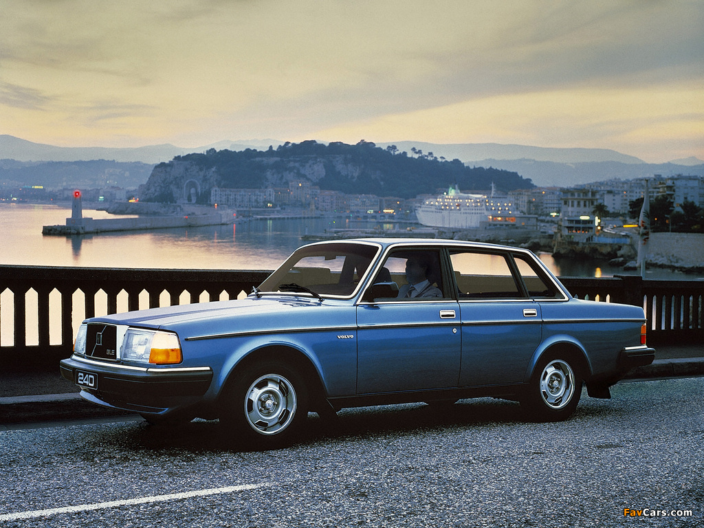 Images of Volvo 240 GLE 1983 (1024 x 768)