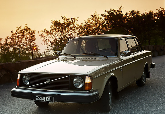 Volvo 244 DL 1975–78 images
