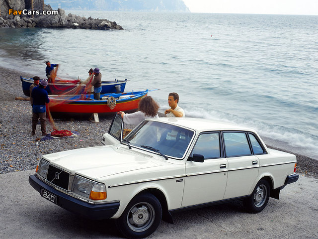 Volvo 240 GLE 1983 pictures (640 x 480)