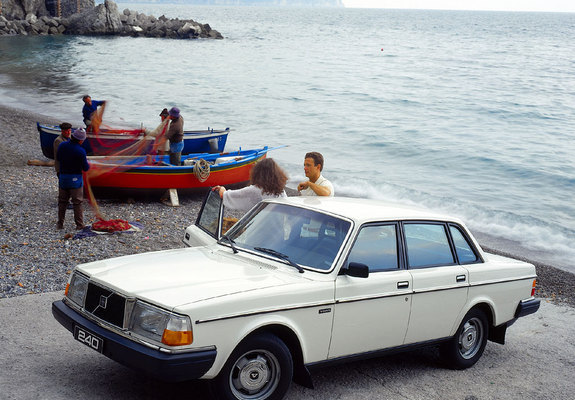 Volvo 240 GLE 1983 pictures