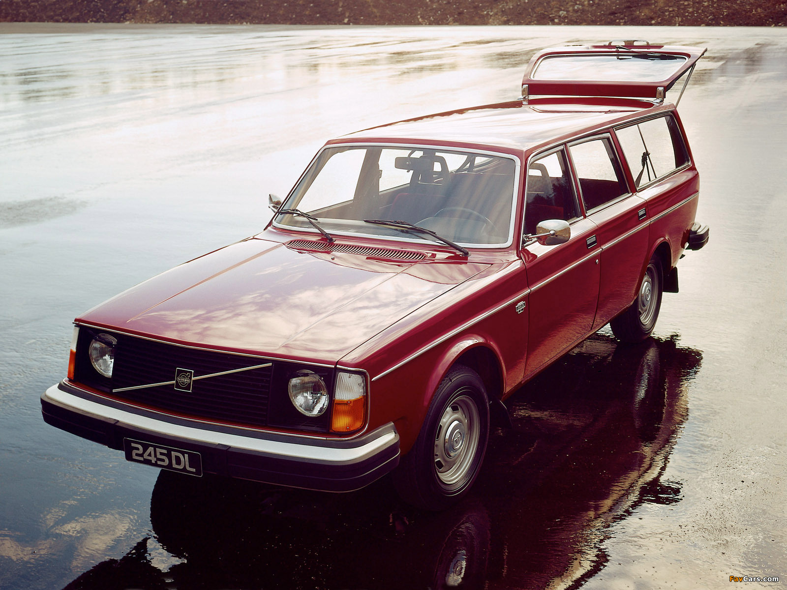 Volvo 245 DL 1975–78 wallpapers (1600 x 1200)
