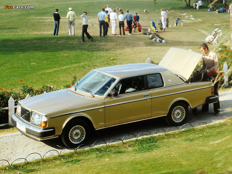Images of Volvo 262 C 1977–81 (800 x 600)