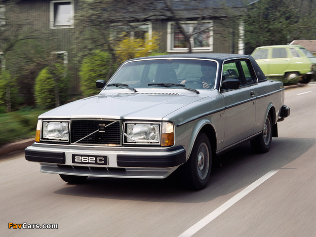 Photos of Volvo 262 C 1977–81 (640 x 480)