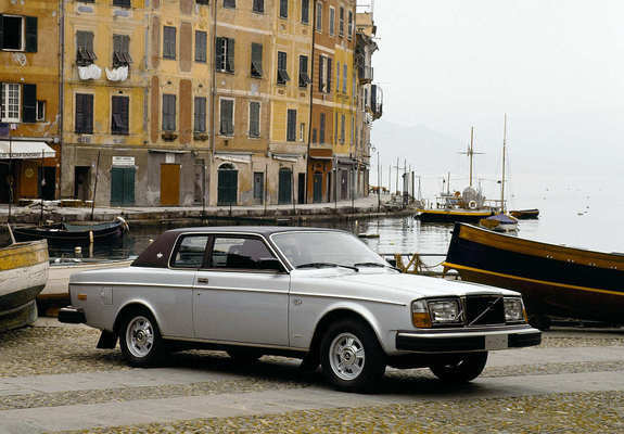 Volvo 262 C 1977–81 images