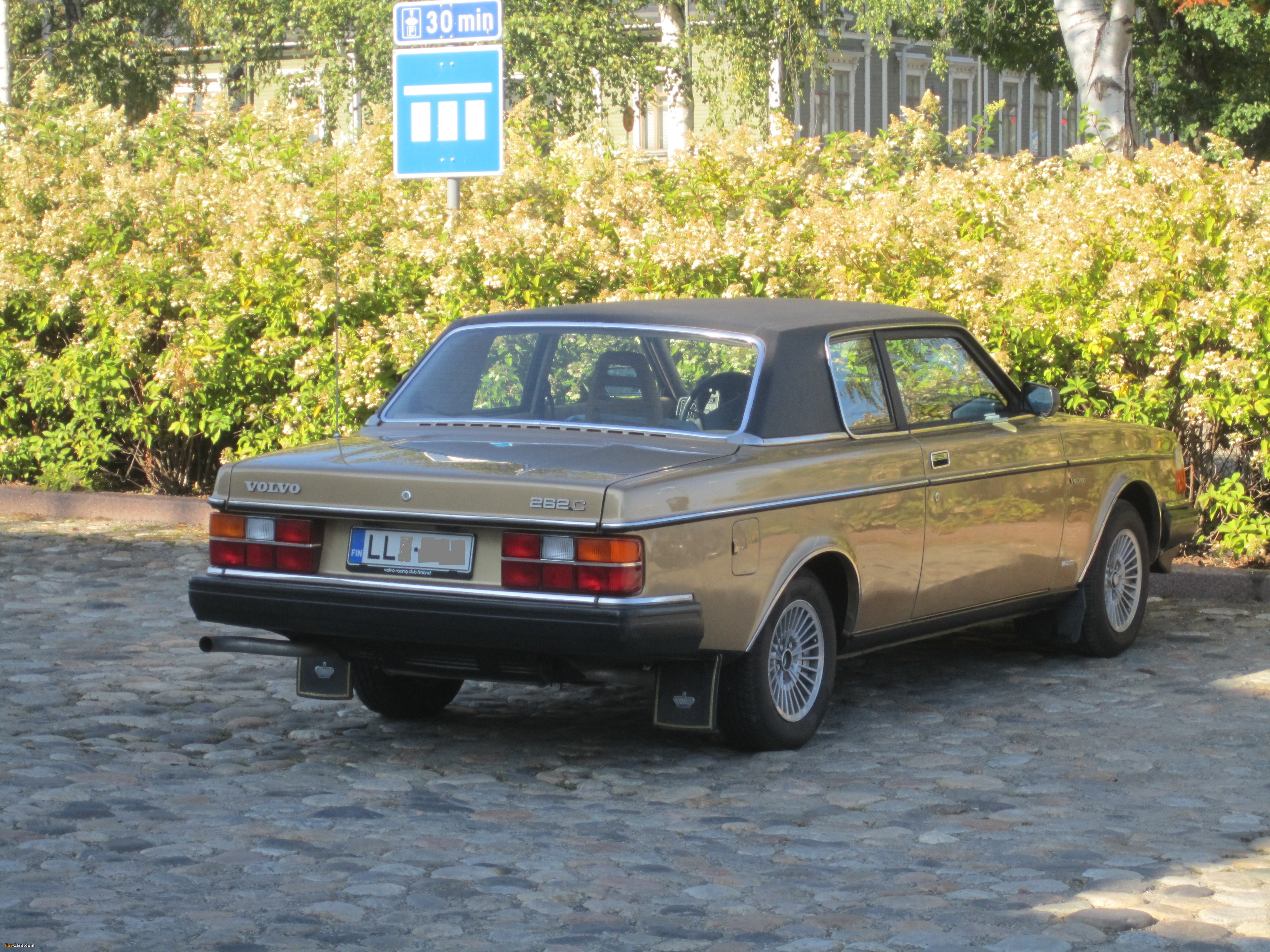 Volvo 262 C 1977–81 pictures (4320 x 3240)