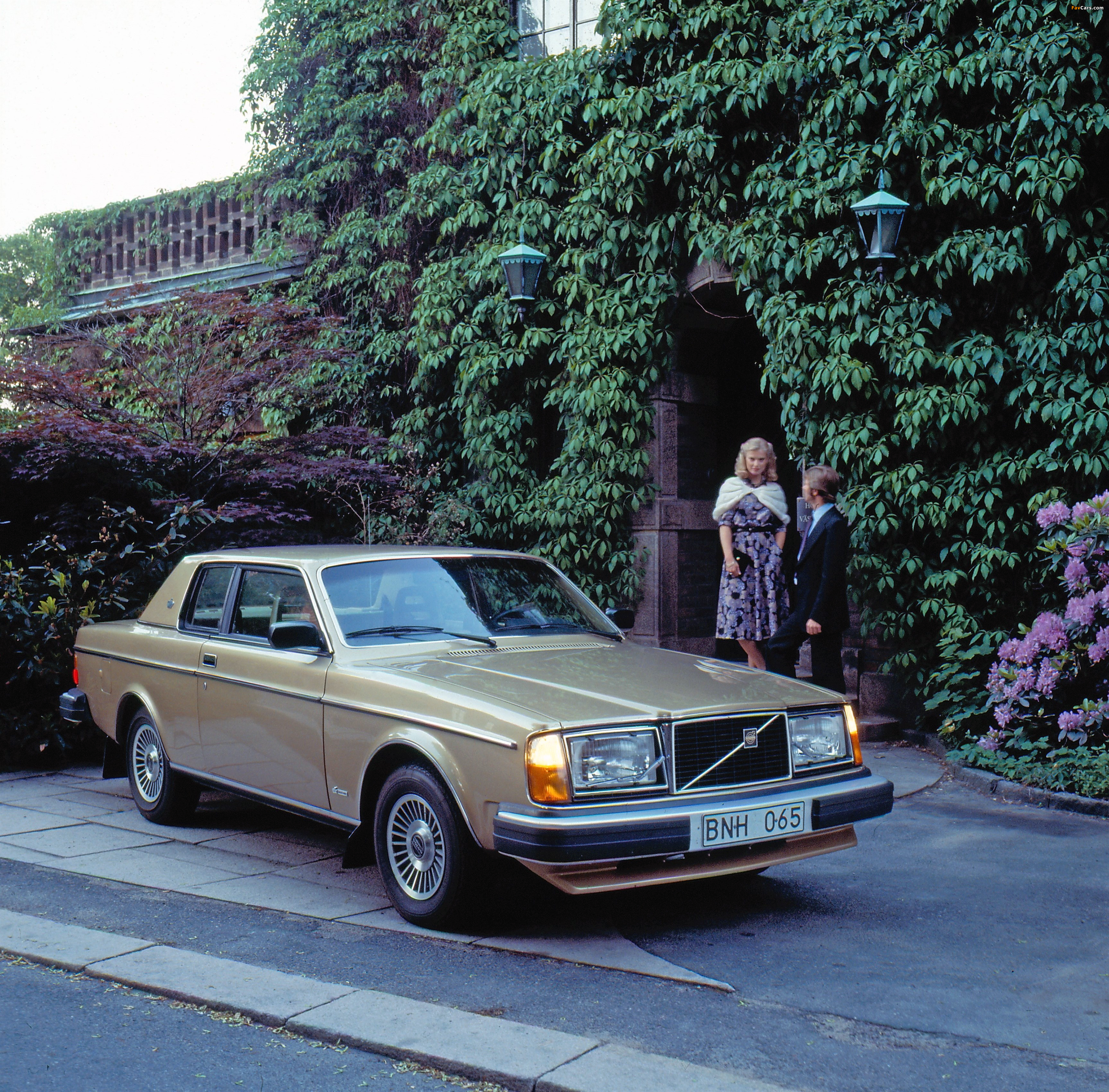 Volvo 262 C 1977–81 pictures (3452 x 3400)