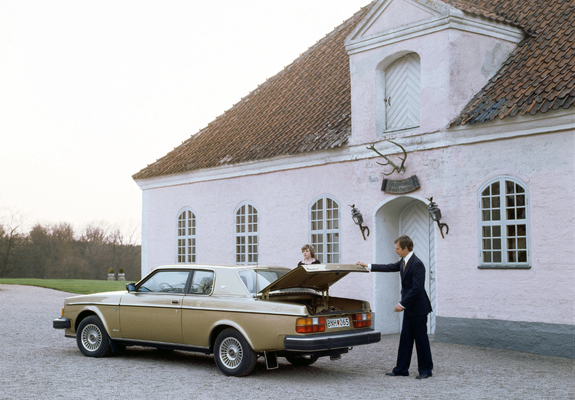 Volvo 262 C 1977–81 wallpapers